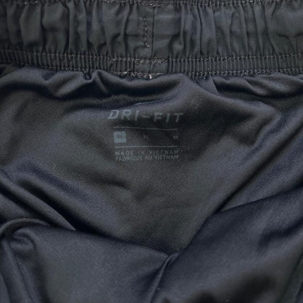 Nike Women's Black Shorts - Picture 3 of 3